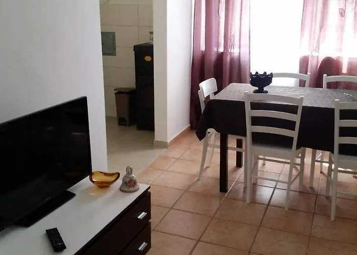 House Mergi 2 *